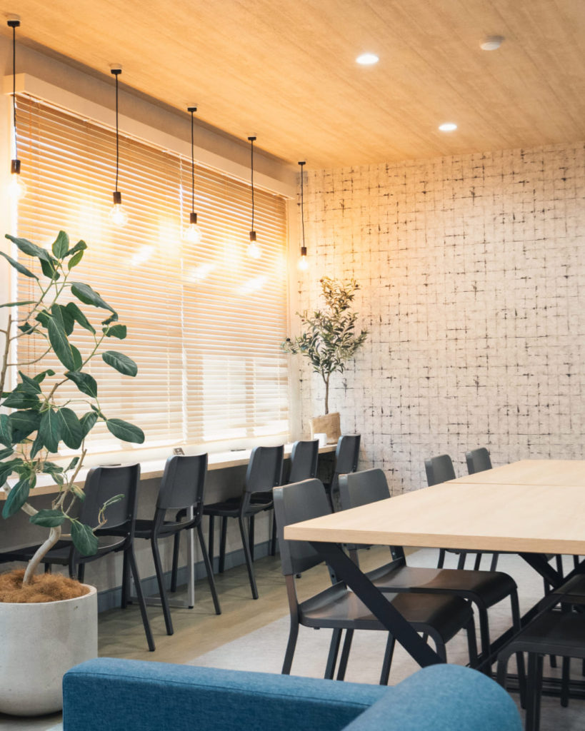 “工場らしさ”を超えて──製造業にこそ、かっこいい空間を