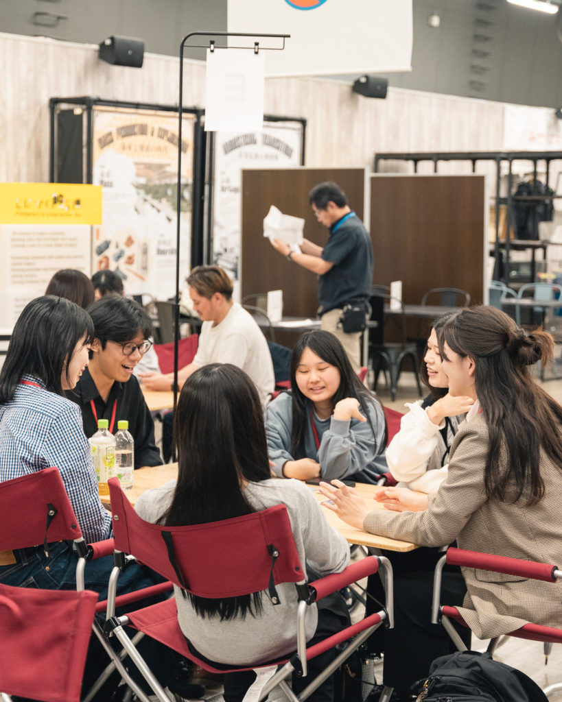八尾の新卒たちが集合。中小企業の新卒が、地域でひとつの「同期」になった日